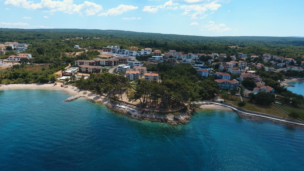 Apartments Mare & Mons Deluxe Malinska Bagian luar foto